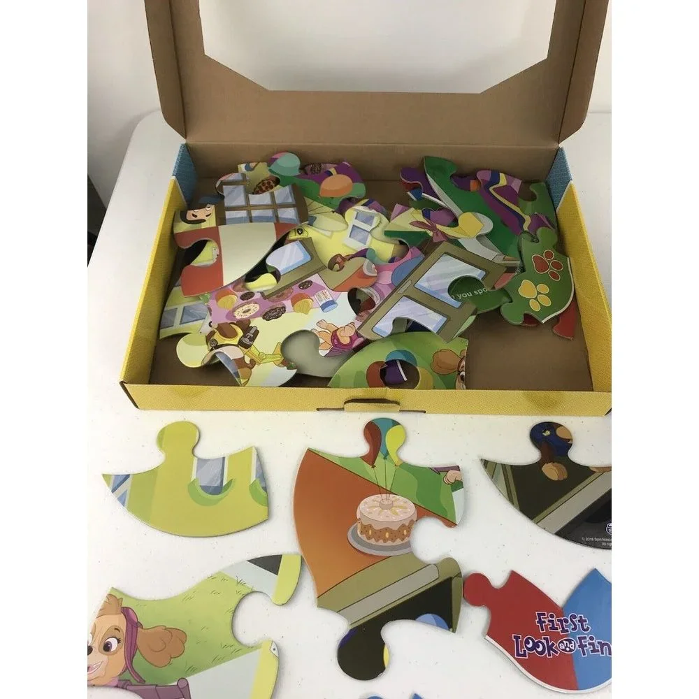 PAW PATROL- First Look and Find‎ Book & Giant Puzzle (40 Pieces), Nickelodeon